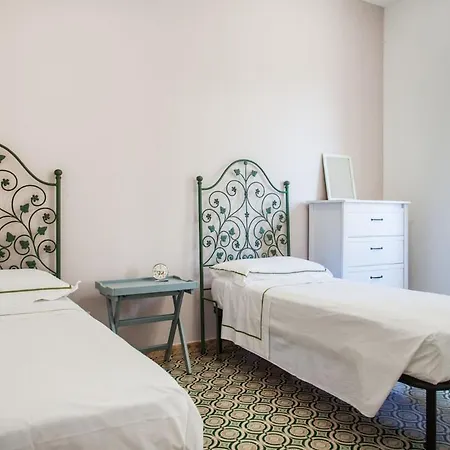 Loreta Luxury Floor * Gagliano del Capo