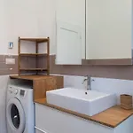 Loreta Luxury Floor غاليانو دل كابو